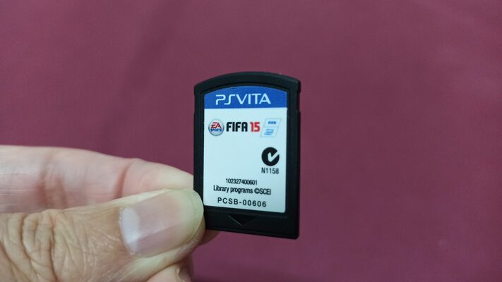 FIFA 15 PS Vita
