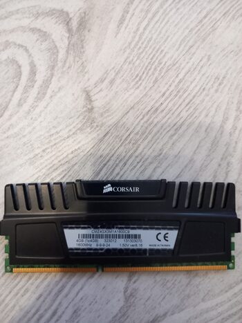 Corsair 4 GB (1 x 4 GB) DDR3-1600 Green PC RAM