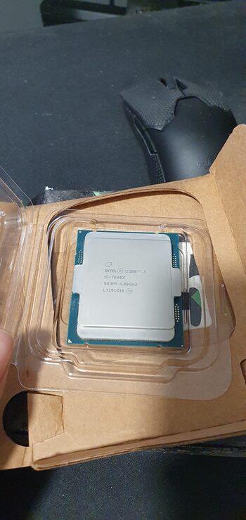 Intel Core i5-7640X 4.0-4.2 GHz LGA2066 Quad-Core CPU