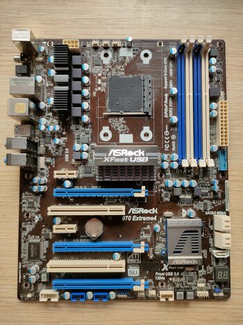 ASRock 970 EXTREME4 AMD 970 ATX DDR3 AM3+ 3 x PCI-E x16 Slots Motherboard