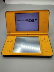 Nintendo DSi XL, Yellow