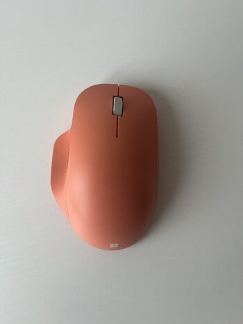 MICROSOFT BLUETOOTH ERGONOMIC MOUSE PEACH - Pele for sale