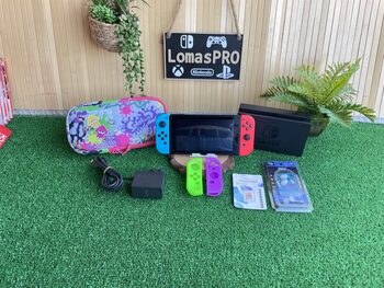 Nintendo Switch + tarjeta SD + Regalos!