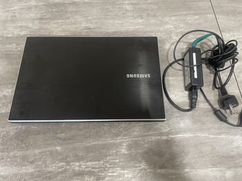 Buy Samsung NP300V5A i5 6GBRAM 120 SSD su skilusia matrica