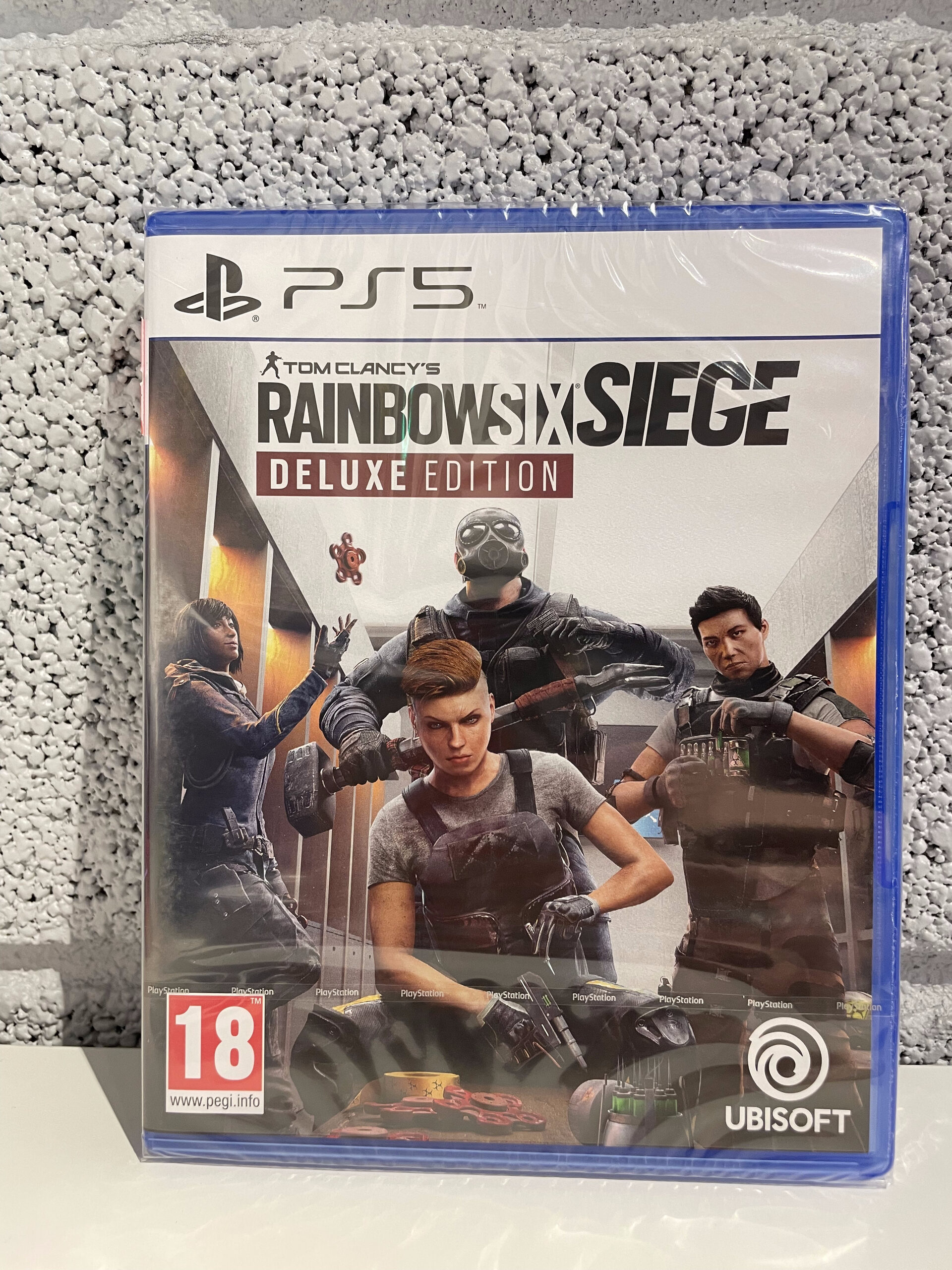 Pirkti Tom Clancy S Rainbow Six Siege Deluxe Edition Playstation 5 Eneba