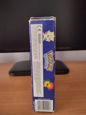 Redeem Game Boy Color - Edición Especial Pikachu