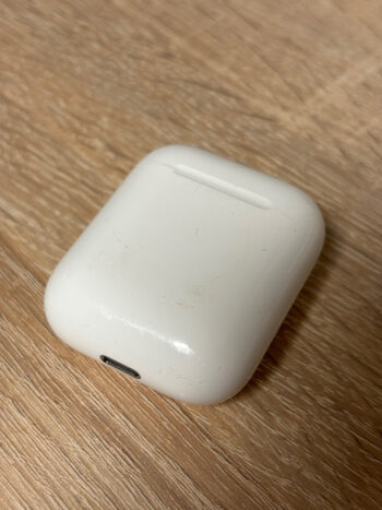 Apple AirPods 1st hot generation