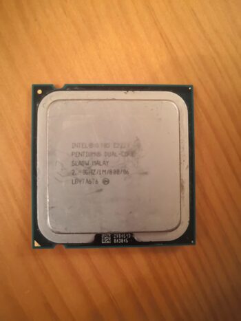 Intel Pentium D 2.80Ghz + Intel Pentium Dual Core 2.40Ghz + Intel Portatil