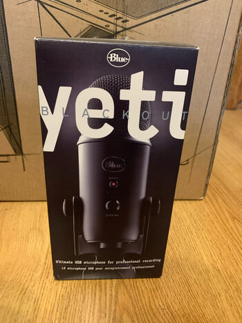 Blue Yeti Blackout mikrofonas