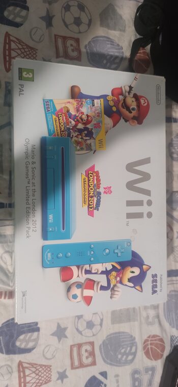 Nintendo Wii, Neon Blue, 512MB