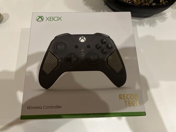 Xbox One Recon Tech Controller