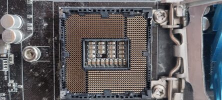 Asus P8P67 PRO (REV 3.1) Intel P67 ATX DDR3 LGA1155 3 x PCI-E x16 Slots Motherboard