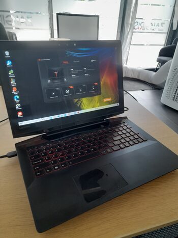 Lenovo ideapad Y700-15ISK