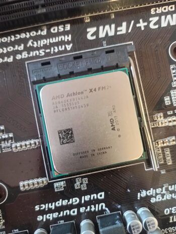 Gigabyte GA-F2A68HM-HD2 AMD A68H Micro ATX DDR3 FM2+ 1 x PCI-E x16 Slots Motherboard