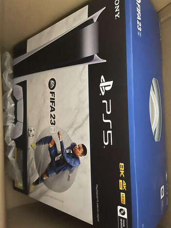ps5 digital pack fifa23. precintada. mas de 155 buenas opiniones. pccomp