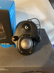 Logitech G920 vairas su pedalais ir pavarų svirtimi