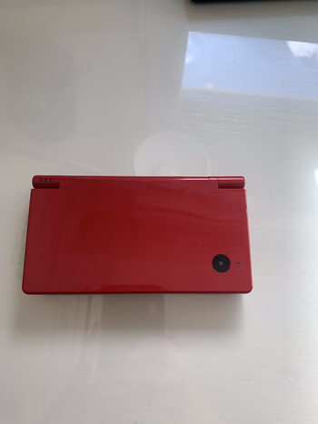 Nintendo DS, Red