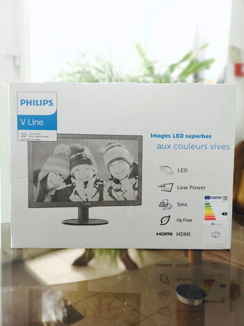 Redeem Monitorius Philips 223V5LHSB2 21.5" 1080p
