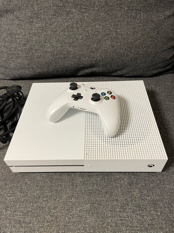 Buy Xbox One S 500GB konsolė