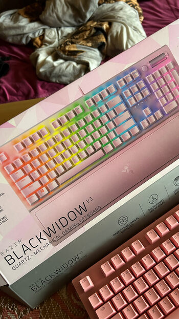 Razer rožinė klaviatūra BLACKWIDOW V3