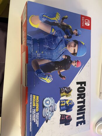 Nintendo Switch, Yellow & Blue, 32GB