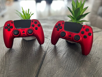 Manette PS5 unique avec palettes personnalisables
