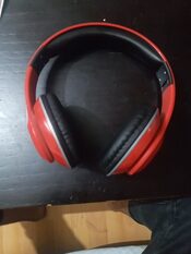 auriculares beats rojos