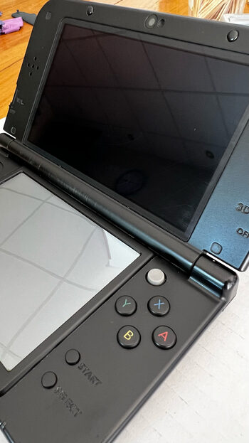Redeem New Nintendo 3DS XL Edición limitada de Pokemon Sol y Luna
