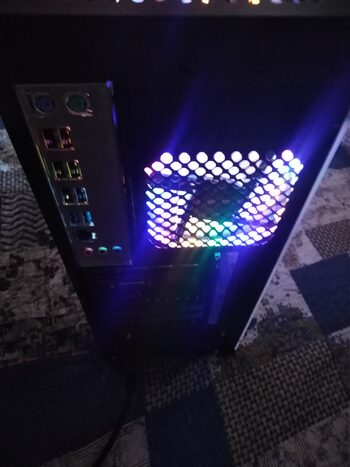 PC GAMING // i7-5820k // 16GB DDR4 // RX580 8GB  for sale