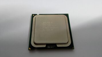 Intel Pentium D 915 2.8 GHz LGA775 Dual-Core CPU