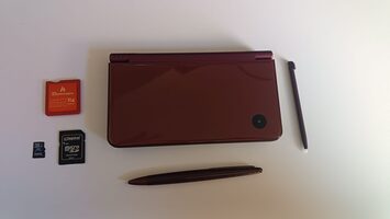 Nintendo DSi XL Dark Red + Juegos nds, gb, gba