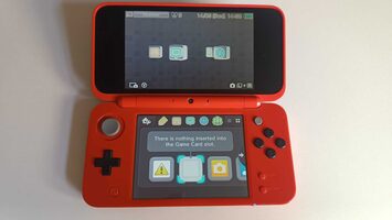 New Nintendo 2DS Pokéball Ed + Funda for sale