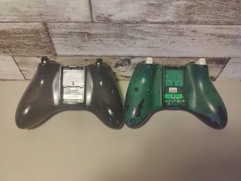 Lote 4 Mandos Xbox 360 + 2 Baterías + Cargador for sale