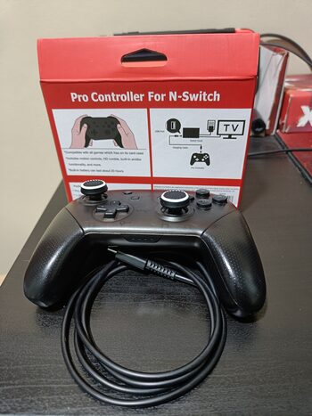 Redeem REPLICA Mando switch pro controller