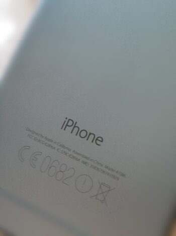 Redeem Apple iPhone 6 16GB Silver