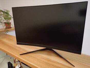MSI G24C6 144hz 1ms 24inch monitorius