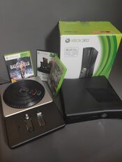  Consola Xbox 360 Slim 4GB con Caja y DJ HERO
