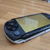 PSP 3000, Black