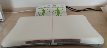 Wii balance + juego wii fit plus
