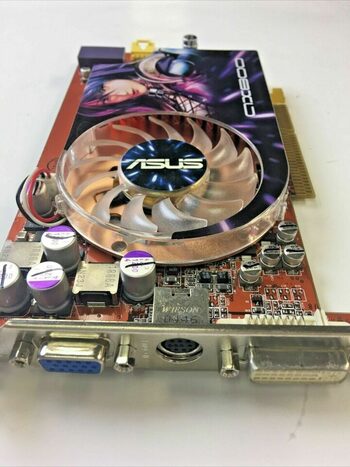 ASUS AX800PRO/TVD/256M video capture card 4:2:2 Uncompressed supported.
