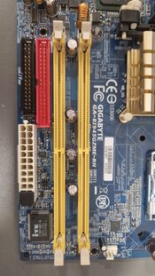 Get Gigabyte Technology GA-8I945GZME-RH Motherboard Socket LGA 775