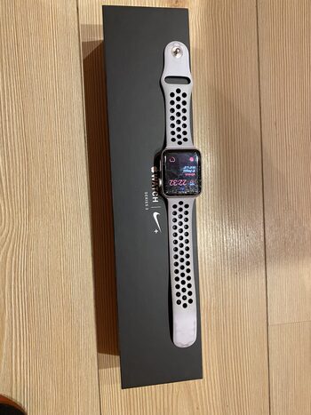 Apple watch 3 nike 42 for sale