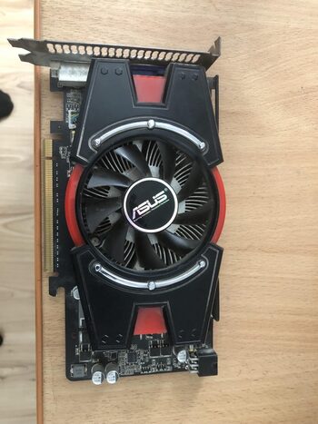 Asus GeForce GTX 550 Ti 1 GB 910 Mhz PCIe x16 GPU