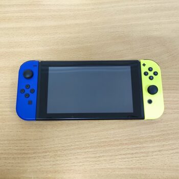 Nintendo Switch con Mandos Joy Con Especiales