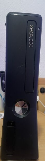 Xbox 360, Black, 4GB+2 Mandos+6 Juegos