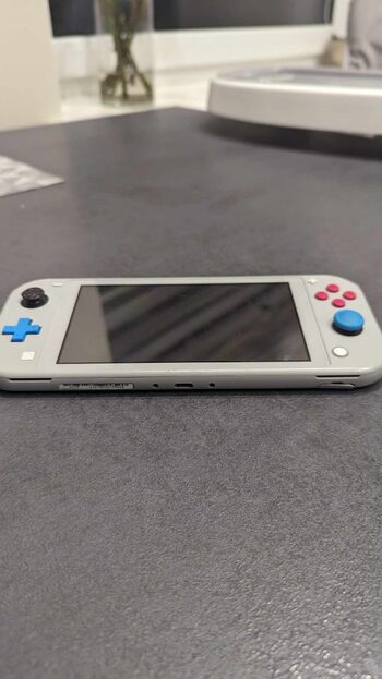 Nintendo Switch Lite, 32 gb, viskas veikia.