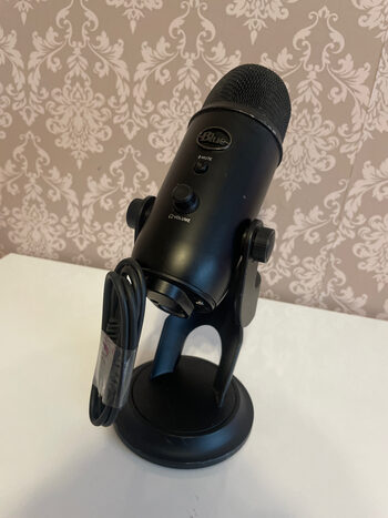 Get Mikrofonas Blue Yeti Studio Blackout 