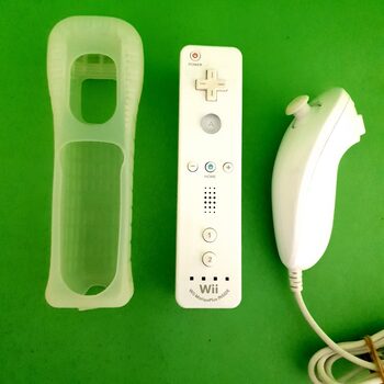 Mando Nintendo Wii U Wiimote Plus Control + Nunchuck + Funda