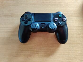 Get 2 Mandos ps4 rojo y negro