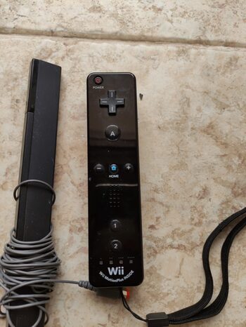 Nintendo Wii, Black con 1 mando wii motion plus negro, Leer anuncio